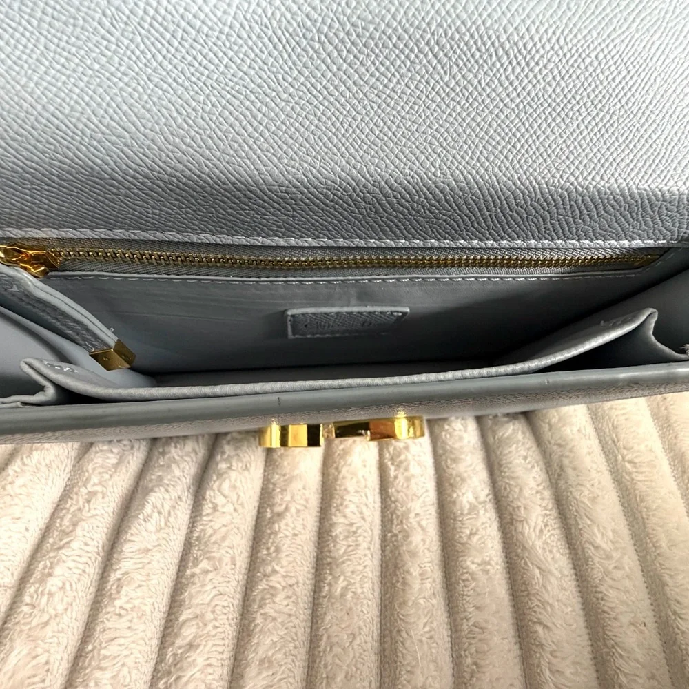 Light Blue Structured Crossbody Bag with Gold Hardware - Picture 5 of 6